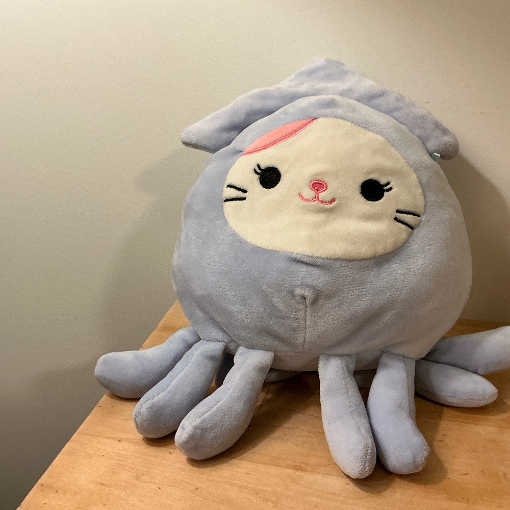 Squishmallow Karina The Cat in Squid Costume 13”